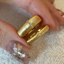 Anéis Retrô de Luxo Clássico Leve para mulheres, estilo artesanal com desenho em fio, versão larga e estreita