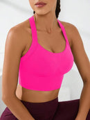 Conjunto esportivo com sutiã de costas bonitas, esportivo cruzado nas costas, sem bojo, tamanho ajustável e pode ser usado normalmente por baixo.