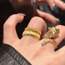 Anéis Retrô de Luxo Clássico Leve para mulheres, estilo artesanal com desenho em fio, versão larga e estreita