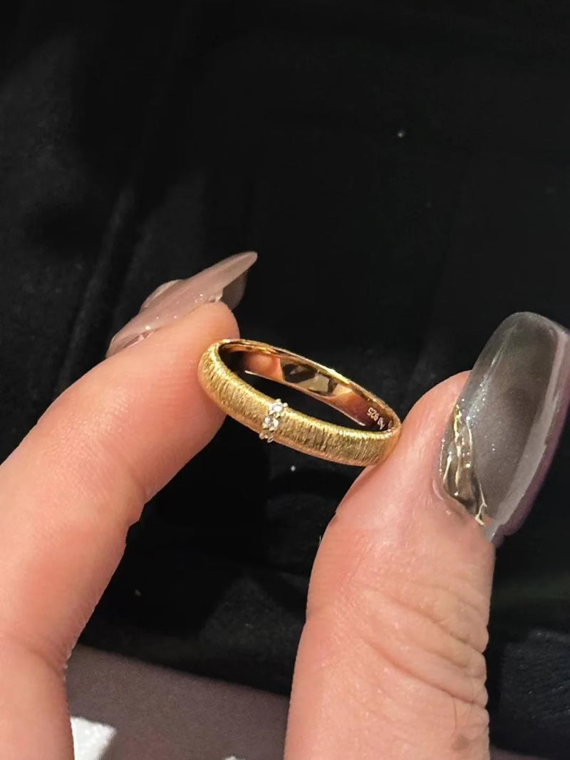 Anéis Retrô de Luxo Clássico Leve para mulheres, estilo artesanal com desenho em fio, versão larga e estreita