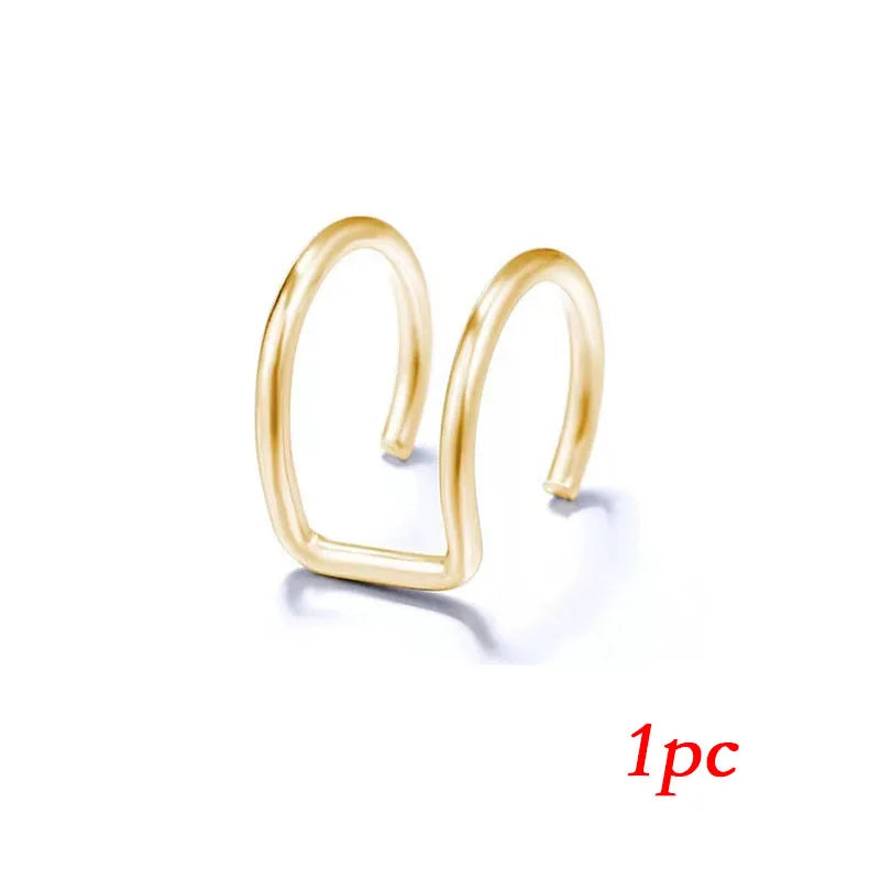 Brinco Falso de Metal Perfurado Único e Fashion, Cartilagem Circular Assimétrica, Joia Feminina