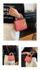 Bolsa  Nova Tendência Bolsa de Couro Resistente à Água Grande Capacidade Para Mulheres Práticas